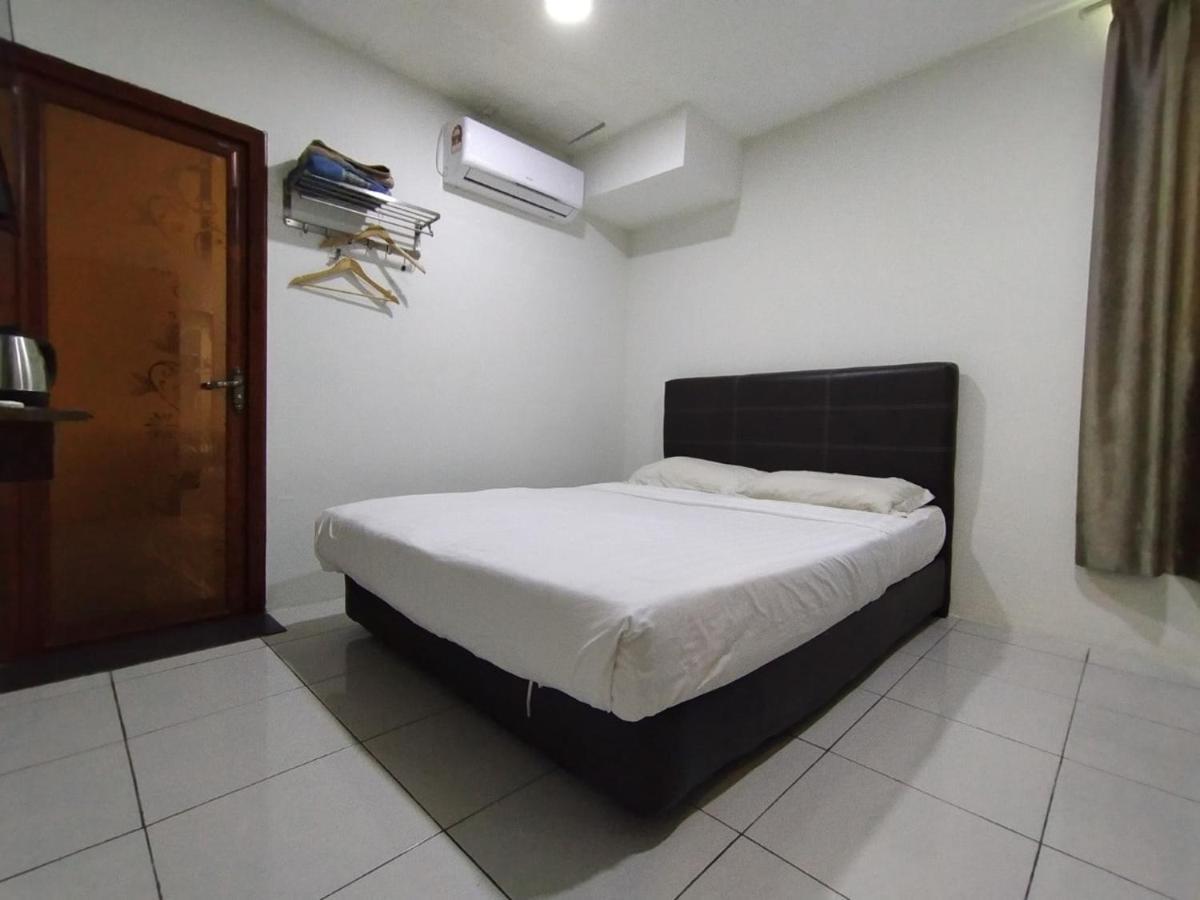 Super Oyo 90668 Joy Inn Miri Eksteriør bilde